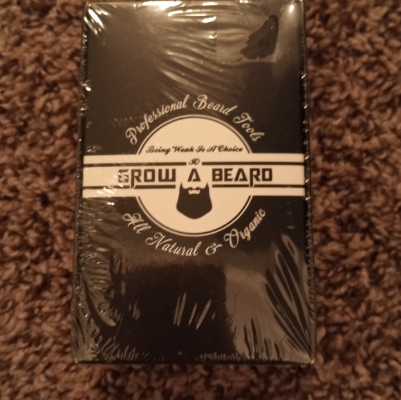 Beard Brush for Men & Beard Comb Set w/Mustache Scissors Grooming Kit - Picture 4 of 4